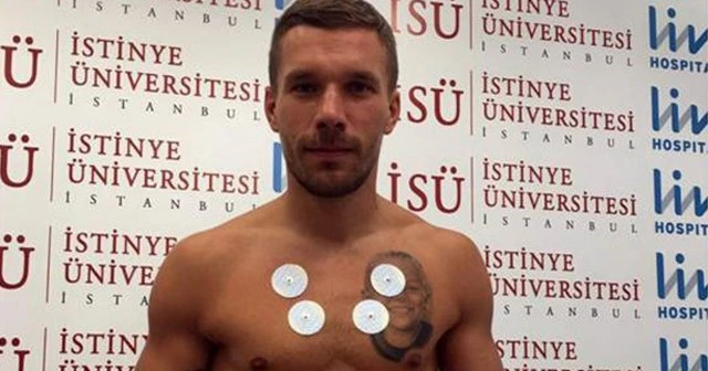 Podolski sağlık kontrolünden geçti