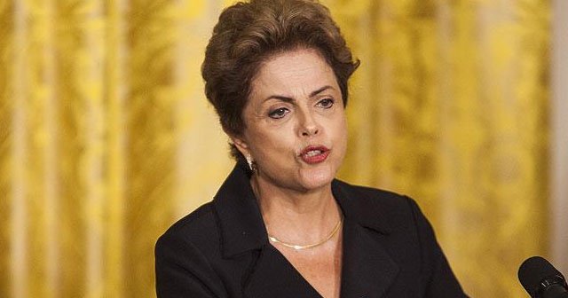 Rousseff görevden azledildi