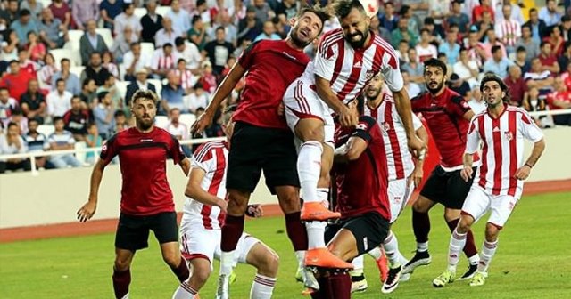 Sivasspor&#039;dan 3 gollü galibiyet