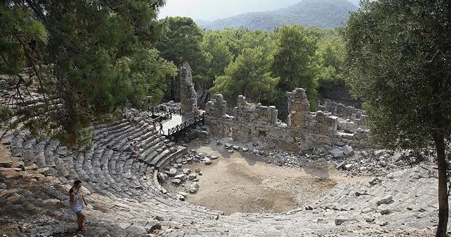 Tarihle doğanın bütünleştiği kent, Phaselis
