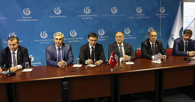 TBMM Dışişleri Komisyonu heyeti Londra&#039;da Türklerle buluştu