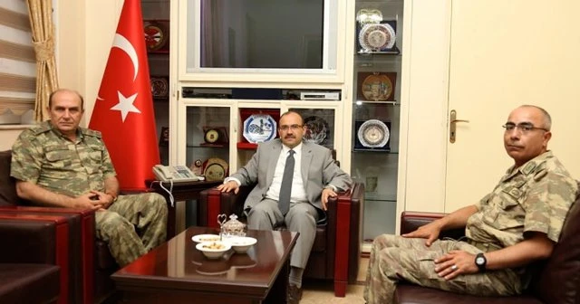 Tuğgeneral Saraç'tan Vali Ustaoğlu'na ziyaret