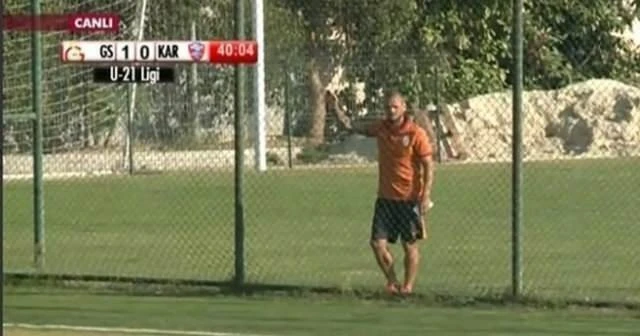 Wesley Sneijder'in alkış alan karesi