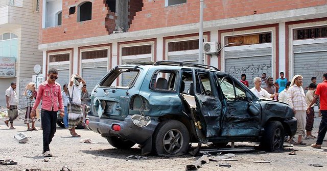 Yemen&#039;de bombalı saldırı, 60 ölü