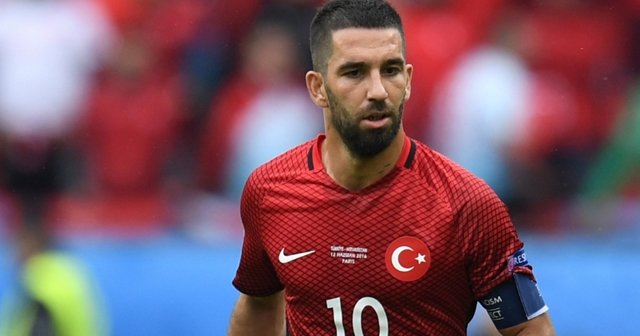 Arda Turan, &#039;Hababam yoklamasından bir kişi daha eksildi&#039;