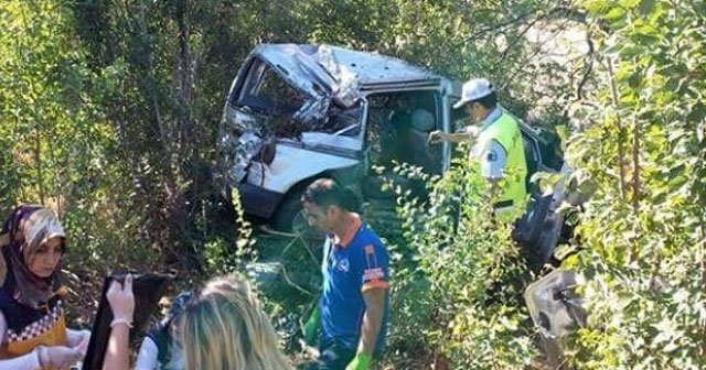 Erzincan&#039;da trafik kazası, 4 ölü