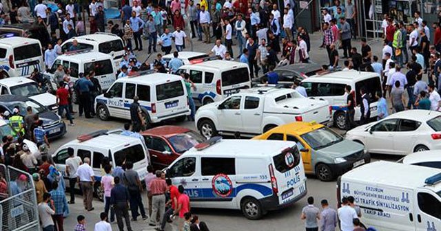 Erzurum’da meydan muharebesi gibi kavga