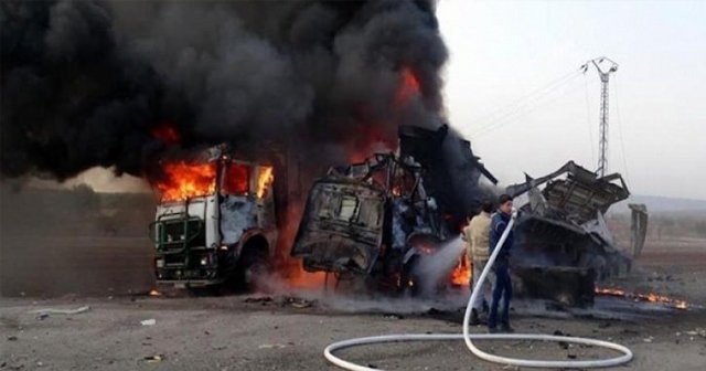 Esad yardım TIR&#039;larını vurdu, 20 ölü