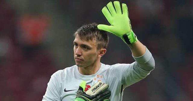 Fernando Muslera&#039;dan veda mektubu