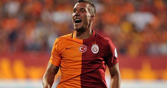 Galatasaray’da Podolski sevinci