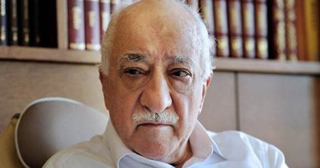 Gülen&#039;den örgüt üyelerine medyayı izleme yasağı