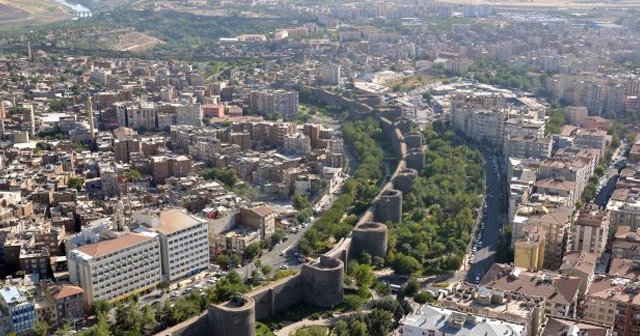 Güneydoğu&#039;da PKK tehditleri yeniden inşayı engelliyor