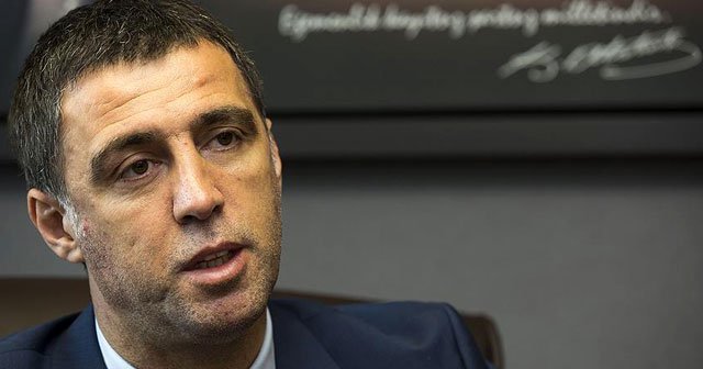 Hakan Şükür&#039;e &#039;hakaret&#039; suçundan dava