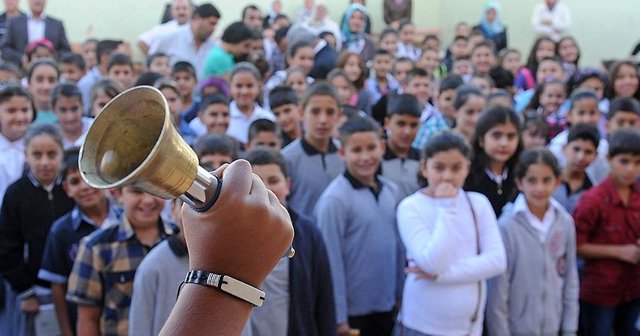 İlk ders zili Pazartesi çalacak