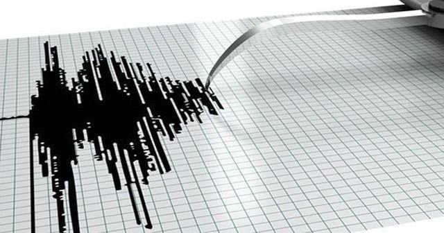 Manisa&#039;da peş peşe deprem oldu