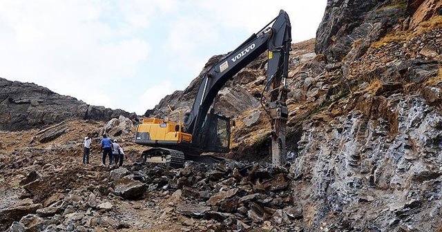 Mereto Dağı&#039;na yol açılıyor