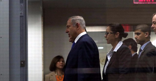 Netanyahu tuvalete 20 korumayla gitti