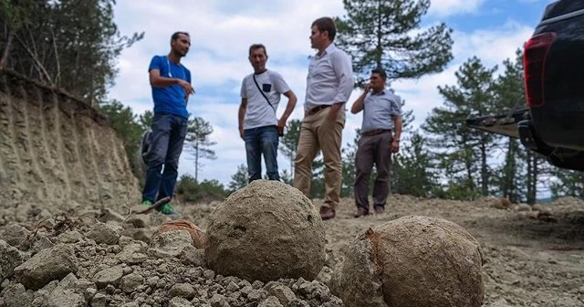 Roma dönemine ait yüzlerce taş gülle bulundu