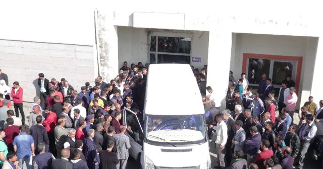 Şehit cenazeleri otopsi için Erzurum’a gönderildi