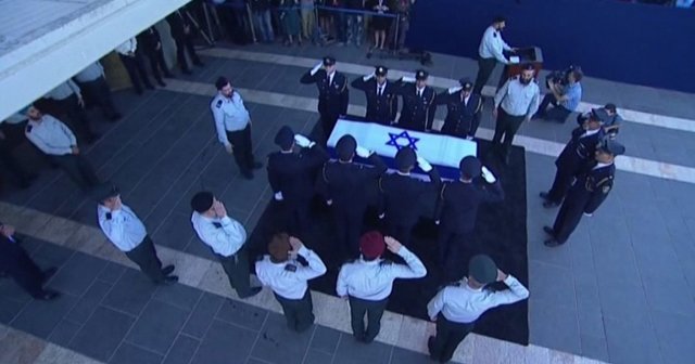 Şimon Peres için tören