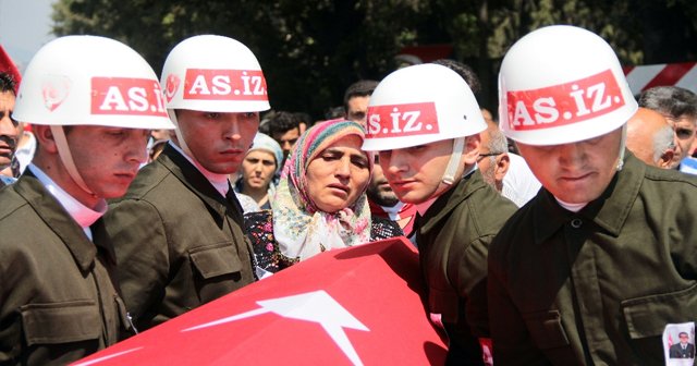 Suriye’de şehit düşen uzman çavuşa veda