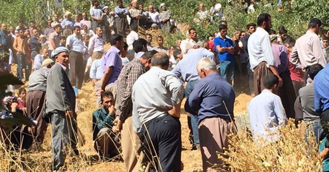 Teröristlerin öldürdüğü genç toprağa verildi