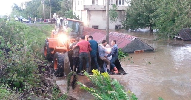 Trabzon ve Giresun’da şiddetli yağış