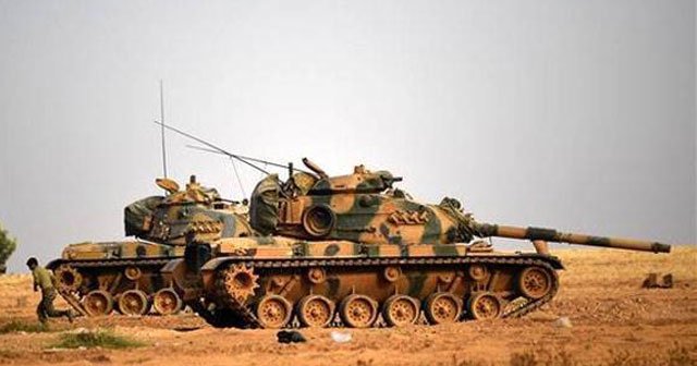 TSK&#039;ya ait tank ve zırhlılar Kilis&#039;ten Suriye&#039;ye geçti!