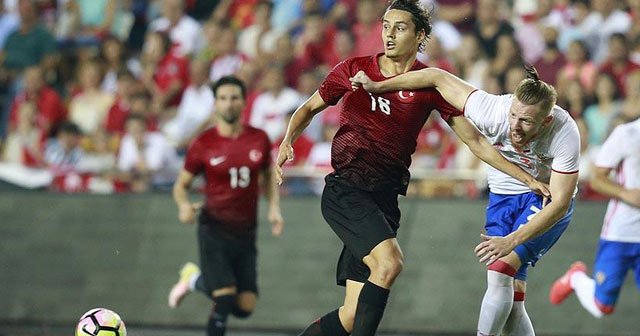 Türkiye&#039;nin yeni gol umudu Enes Ünal