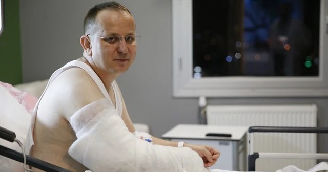Üzerinden iki tank geçen Ünal, 'Çılgınlık değil vatan aşkı'
