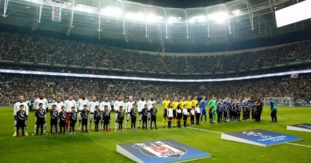 Vodafone Arena'da şaşırtan görüntü
