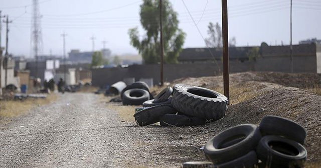 &#039;DEAŞ Musul&#039;da 200 sivili alıkoydu&#039;