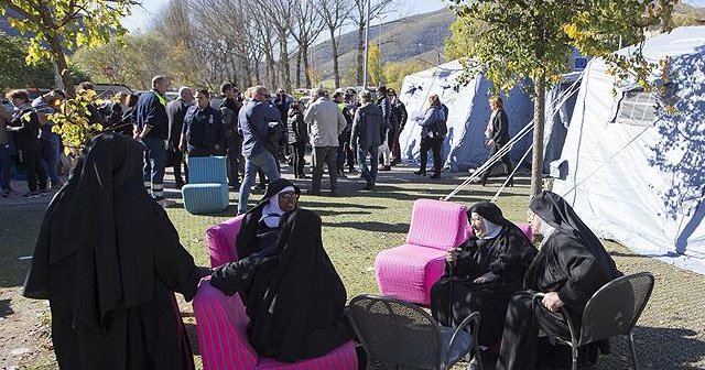 &#039;İtalya’da evsiz insan sayısının 100 bine çıkma riski var&#039;