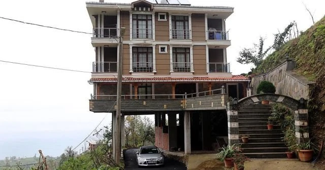 3 katlı binayı bakın nereye yaptı