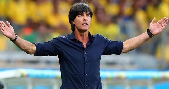 Açıklandı, Löw imzayı attı
