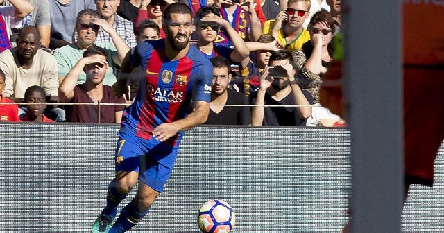 Arda, Barça&#039;da koşuyor