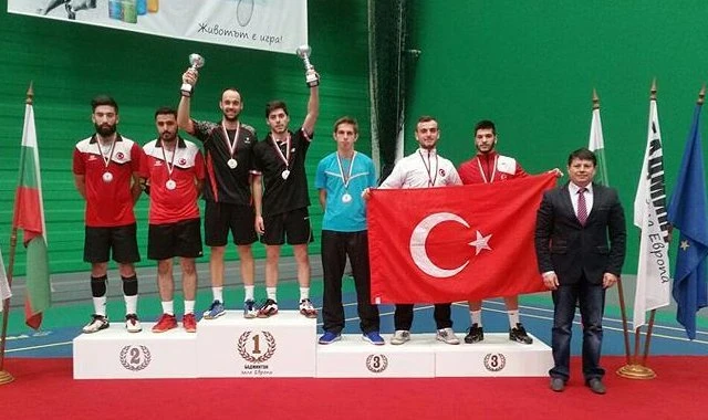 Badmintonda 4 madalya