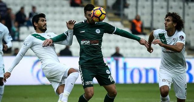 Bursaspor ikinci yarı açıldı