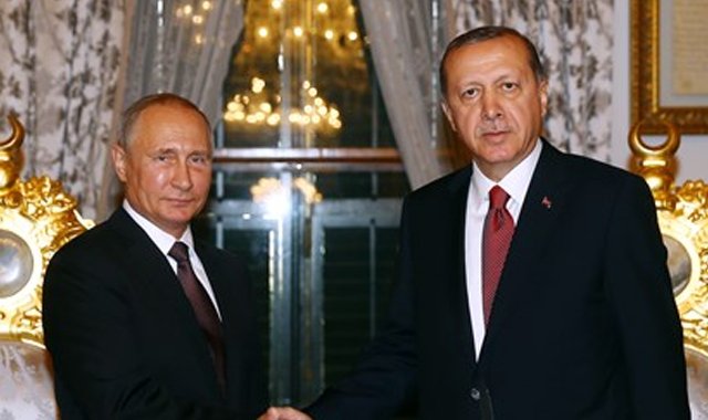 Cumhurbaşkanı Erdoğan, Putin ile bir araya geldi