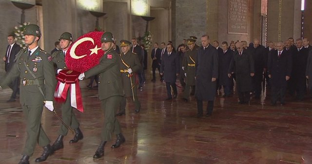 Devlet erkanı Anıtkabir’de