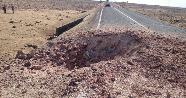 Diyarbakır-Viranşehir yolunda albayın geçişi sırasında patlama