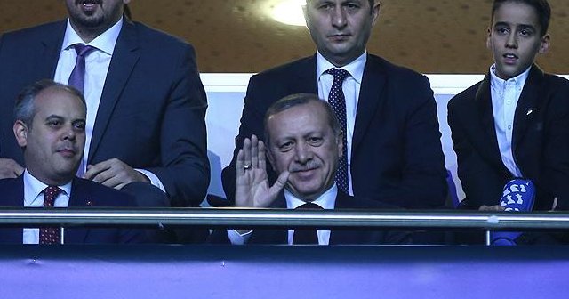 Erdoğan, Cumhurbaşkanlığı Kupası maçında