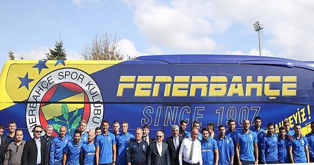 Fenerbahçe&#039;nin yeni otobüsü teslim edildi