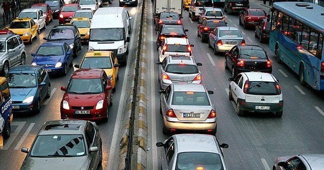 İstanbul&#039;da yarın bazı yollar trafiğe kapatılacak