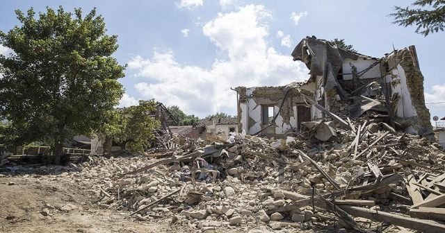 İtalya depremi Türkiye&#039;yi etkiler mi