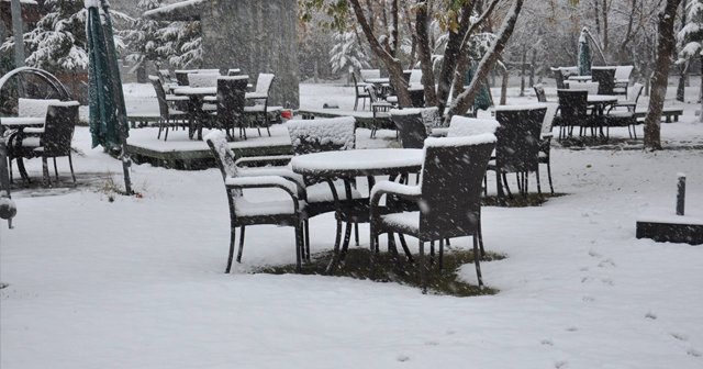 Kar yağışı nerelerde başladı, Kar yağışı nedeniyle 18 Ekim okullar tatil mi - KARS ERZURUM