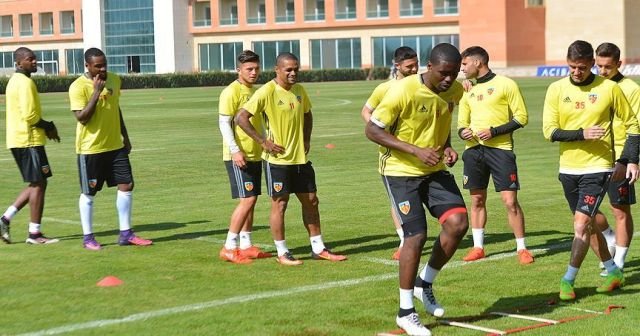 Kayserispor Beşiktaş&#039;a ilk yenilgisini yaşatmak istiyor