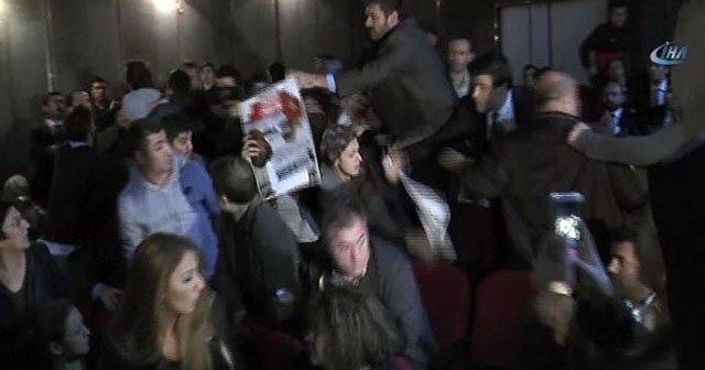 Kılıçdaroğlu&#039;nun katıldığı toplantıda protesto