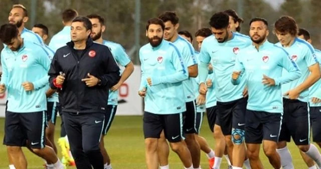 Milli Takım'da beklenen oldu! Barıştılar