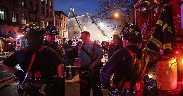 New York&#039;ta doğalgaz patlaması, 5 yaralı